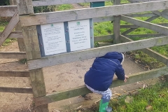 Elliot refusing to use the gate