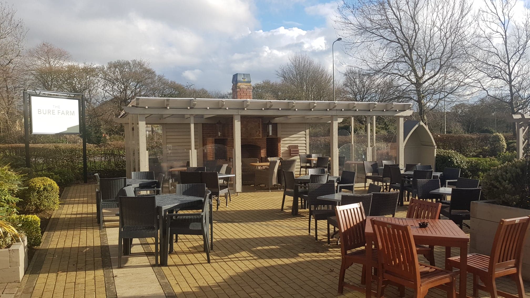 Bure Farm Pub Review, Bicester The Family Ticket