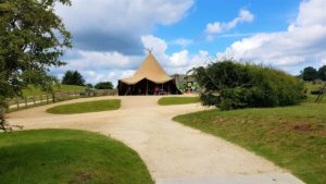 Tepee in the Cotswolds 