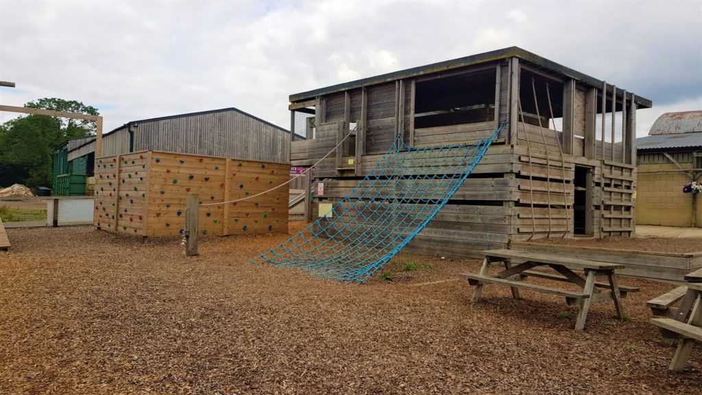 Treehouse Roves Farm 