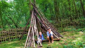 Den Building 