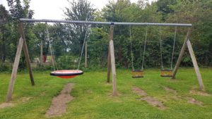 set of swings 