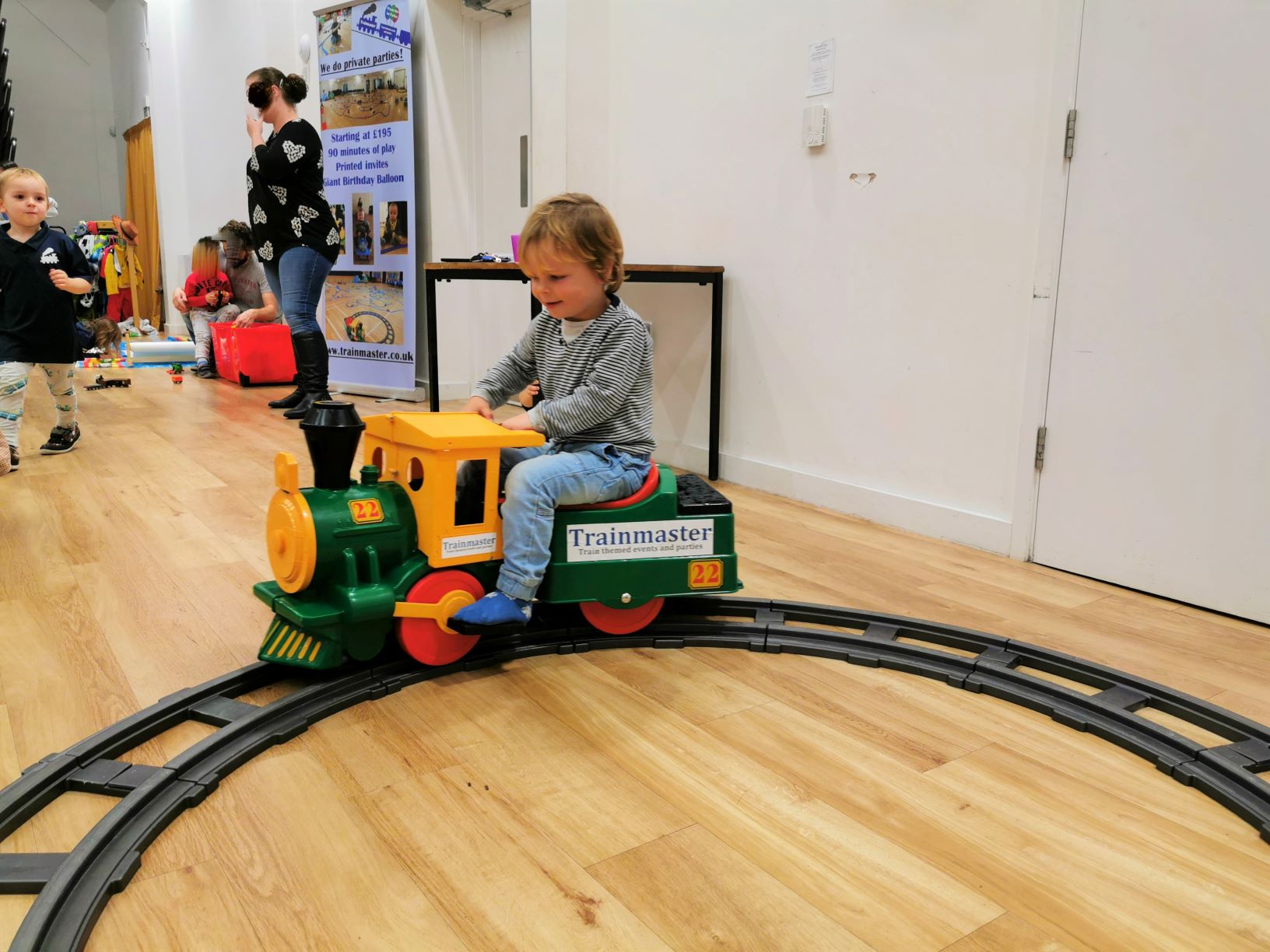 Trainmaster | Play Group - The Family Ticket