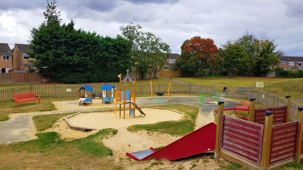 Toddler play area with sandpit Thame 