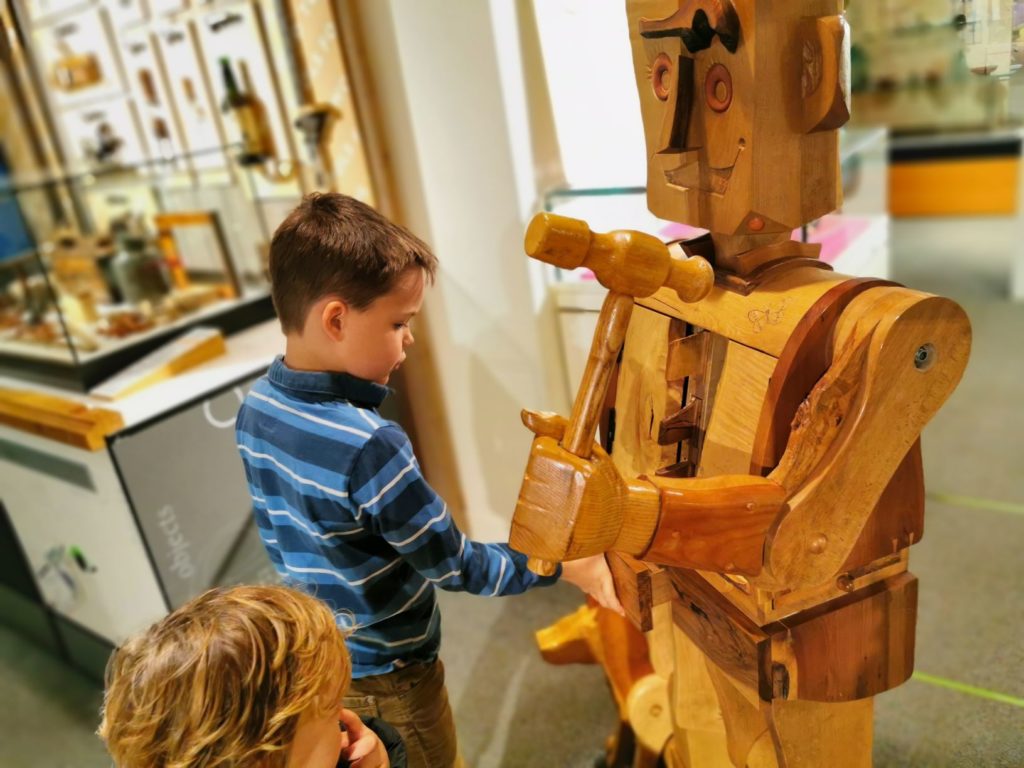 INteractive robot bucks county museum 