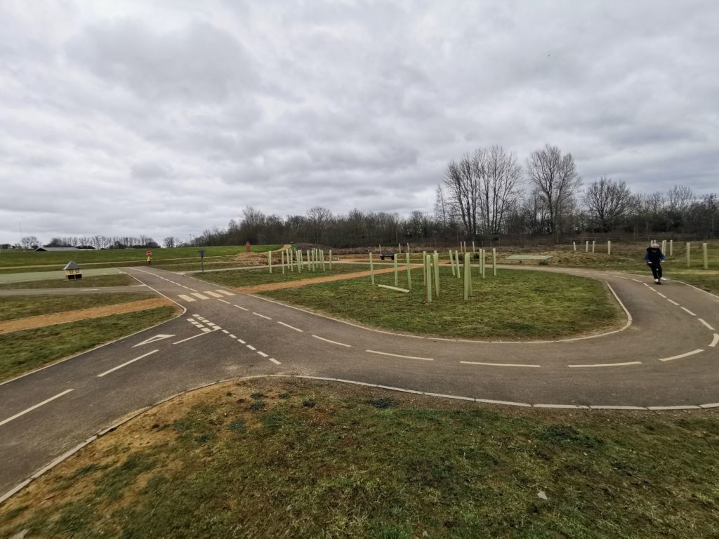 Faringdon Cycle path 