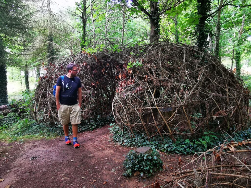 Giant arse made of twigs 