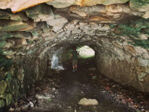 Loggerheads Caves